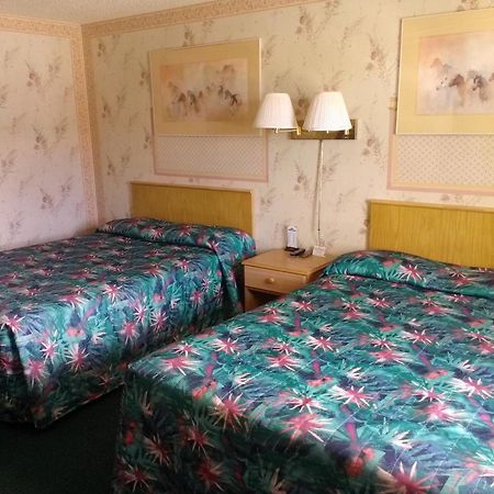 Motel 8 Віллкокс Номер фото